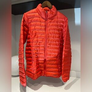 Cabela's Women's Bold Red packable goose duck down Puffer Jacket medium